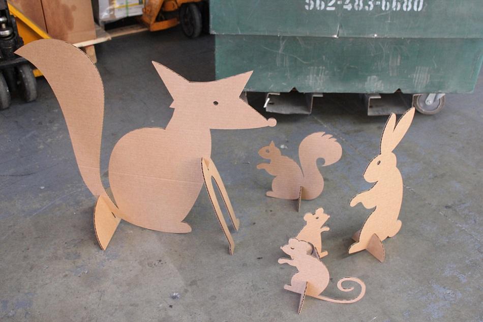 Cardboard Woodland Creatures - картонные звери из Калифорнии