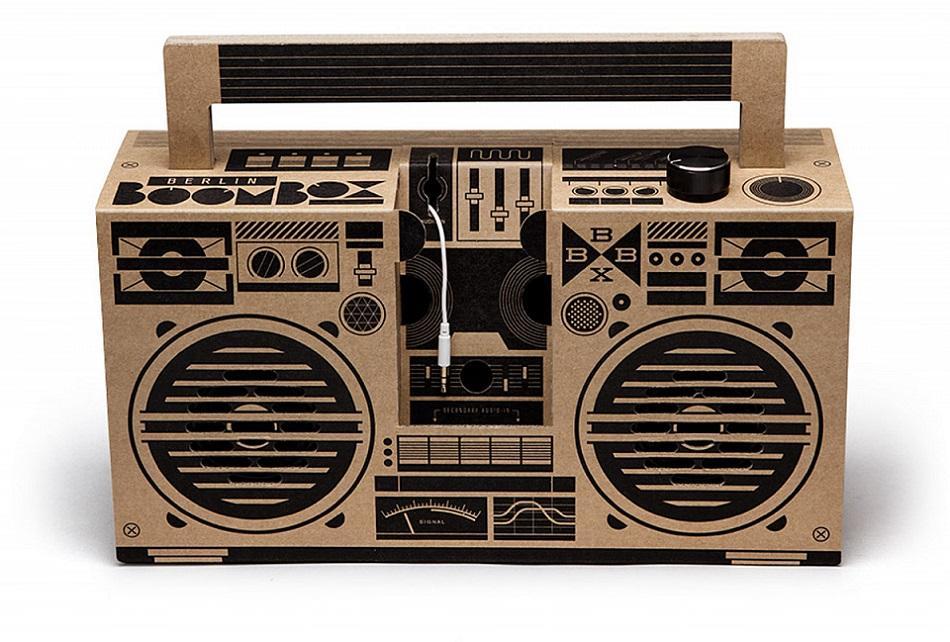 Berlin Boombox из картона